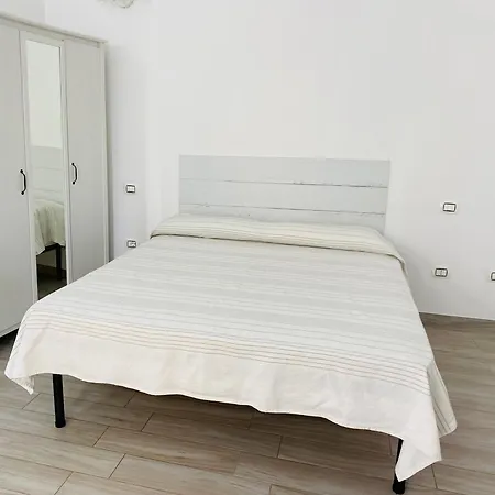 فندق مبيت وإفطار Monolocale In Zona أولبيا